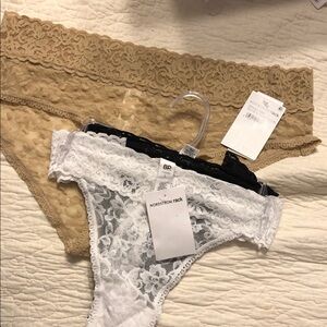 bp Beige Lace Hipster Briefs (1)
BP bikini briefs black and white (2 pair)